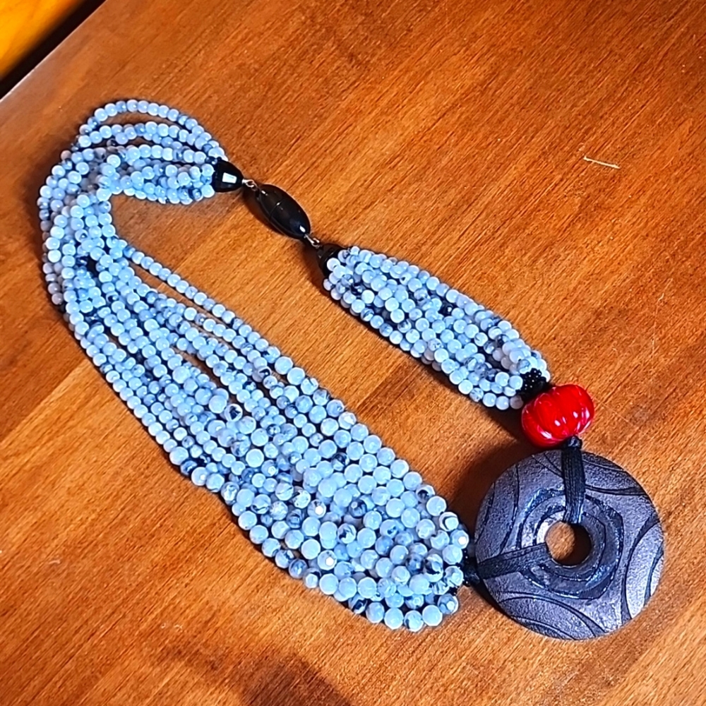 Huge layers if beads statement necklace